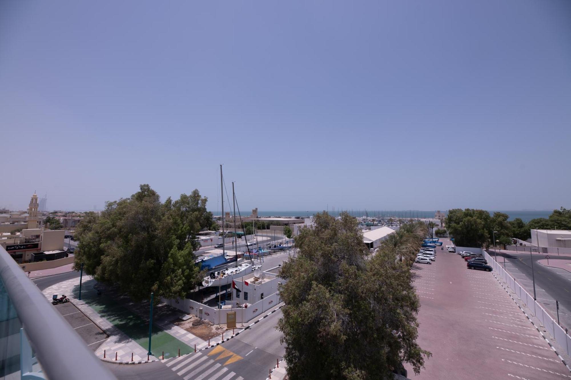 Beach Walk Hotel Jumeirah ドバイ エクステリア 写真